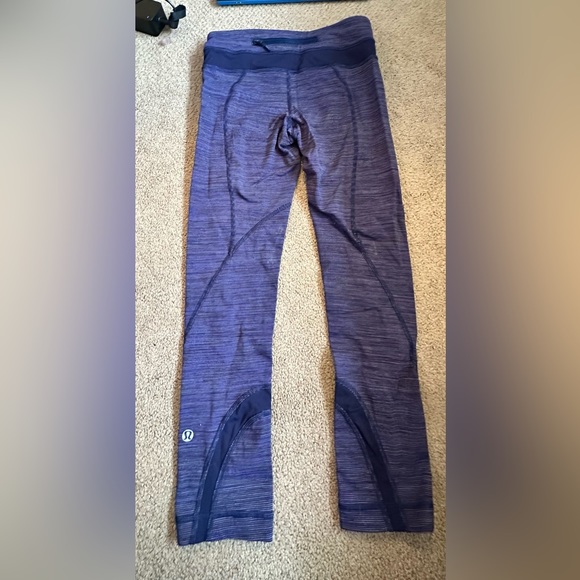 purple lululemon cropped leggings - Picture 3 of 4